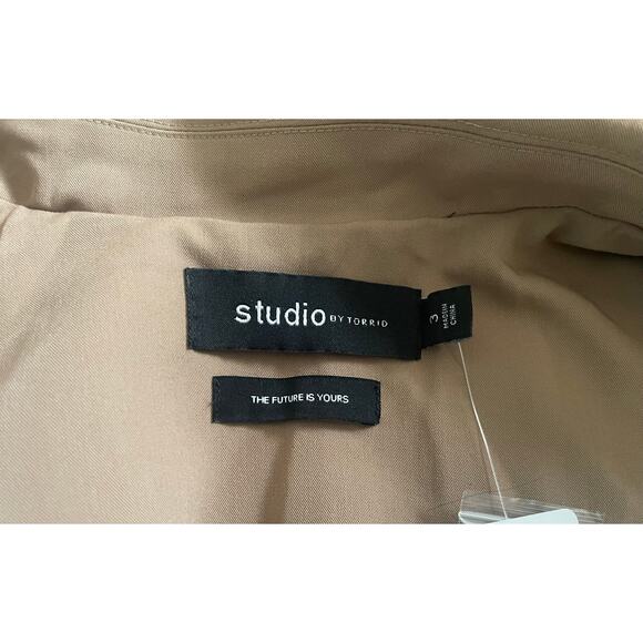 Torrid City Twill Classic Fit Blazer - Size 3 (22/24) NWT - Picture 4 of 13